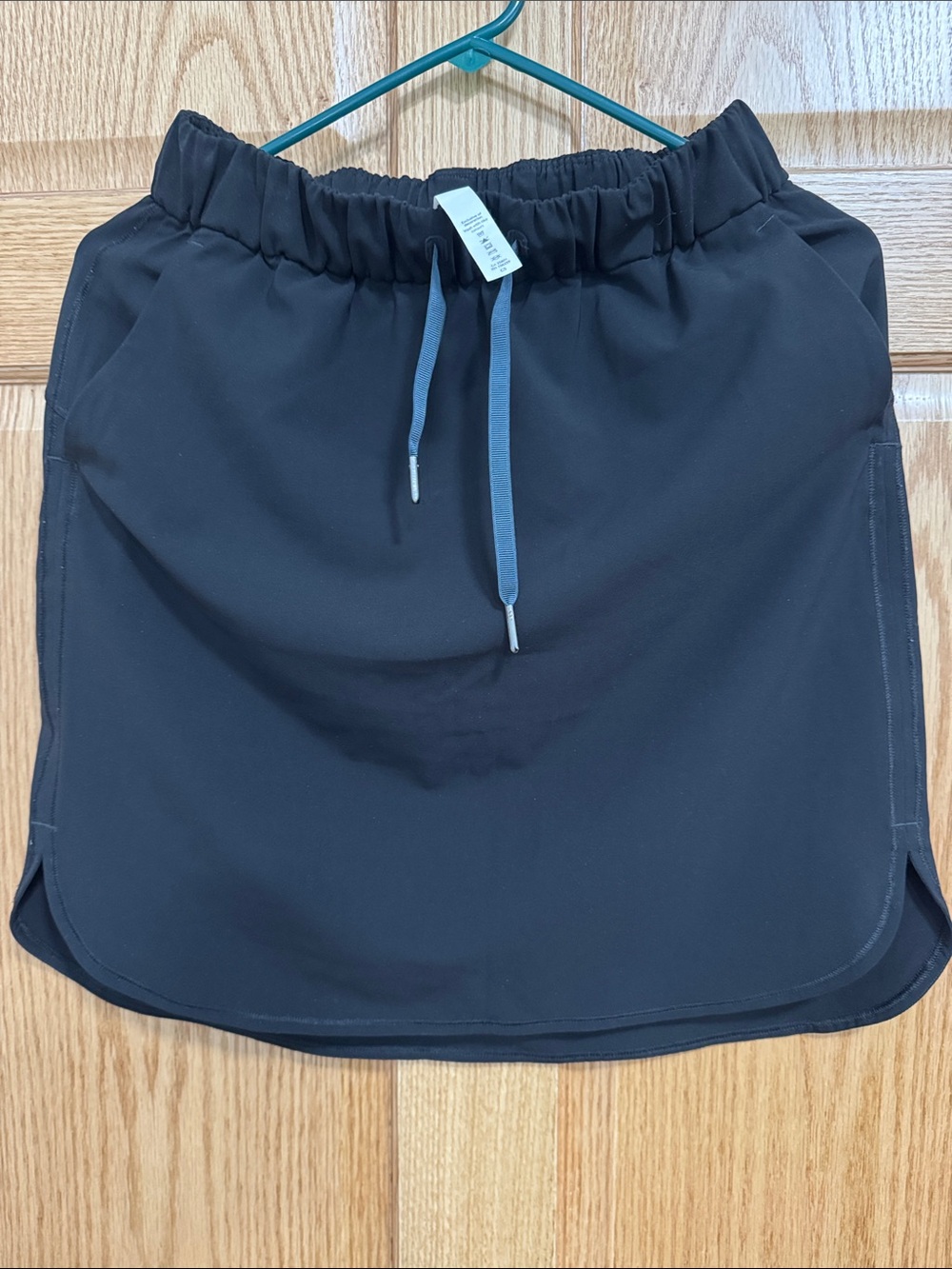 Black Lululemon Drawstring Skirt